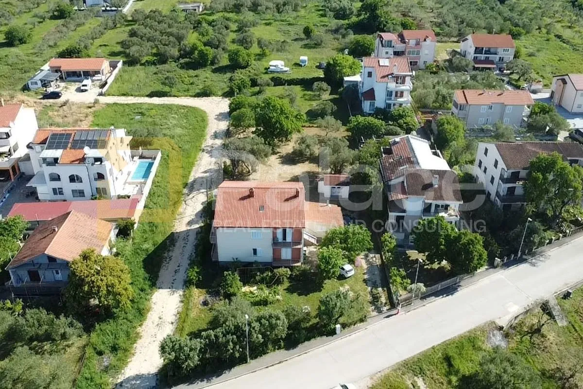 Sveti Filip i Jakov : Kuća 150 m od mora - cover