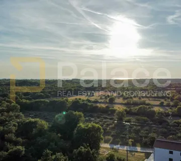 Rijetka ponuda: 8.000 m² investicijskog zemljišta u okolici Vodnjana