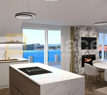 Luksuzni penthouse na jedinstvenoj lokaciji u Šibeniku sa spektakularnim pogledom na grad
