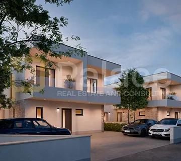 Moderan duplex s pripadajućim vrtom i dva parkirna mjesta - cover