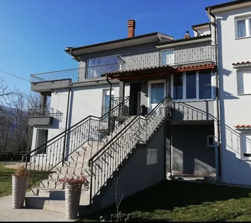 Dio kuće 342m2 s velikom okućnicom u bajkovitoj Brešci, Matulji - cover