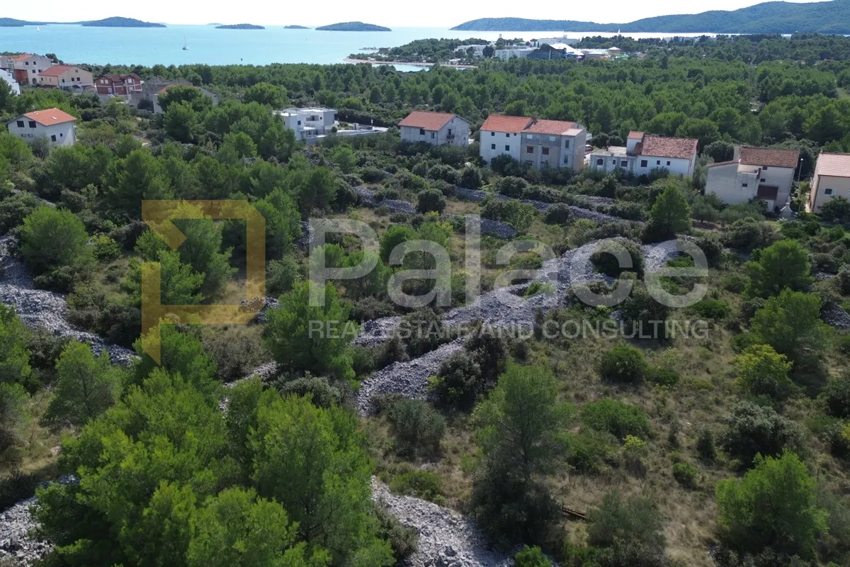 PRILIKA: Građevinski teren ogromnog potencijala, Podsolarsko 5158 m2 - cover