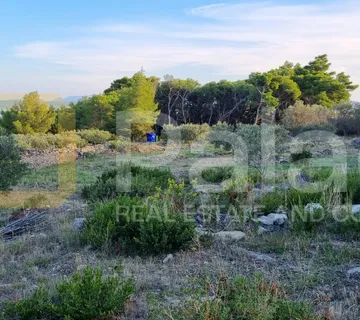 Savršena lokacija, građevinsko zemljište, Sumartin, 240€/m2 - cover