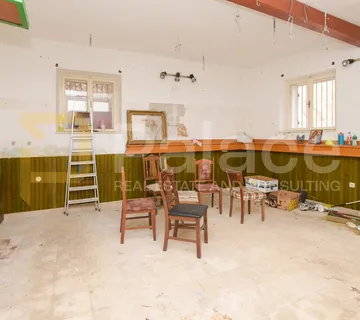 Poslovni prostor u prizemlju, Šibenik Varoš 40 m2 - cover
