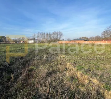 Idealno zemljište za obiteljsku kuću – Valpovo, 722 m²