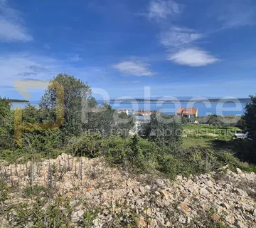 Banj: Građevinsko zemljište 200 m od mora - Banj, Pašman