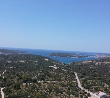 Građevinsko zemljište u blizini Punta Planke 1131m2 - Dvornica, Rogoznica