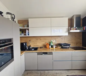 Kuća na dva kata s otvorenim pogledom na more, Seget Donji - cover