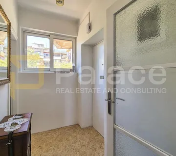 Dvosobni stan na vrhunskoj lokaciji, Baldekin, 66 m2 - cover