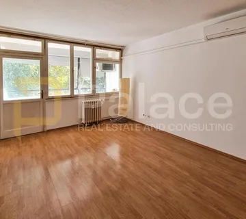 Prodaja - dvosoban stan 54 m², Studentski grad, Zagreb