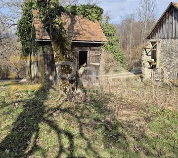 Brod Moravice – kuća za adaptaciju okružena prirodom i mirom, 35.000 € - Podgorani, Brod Moravice