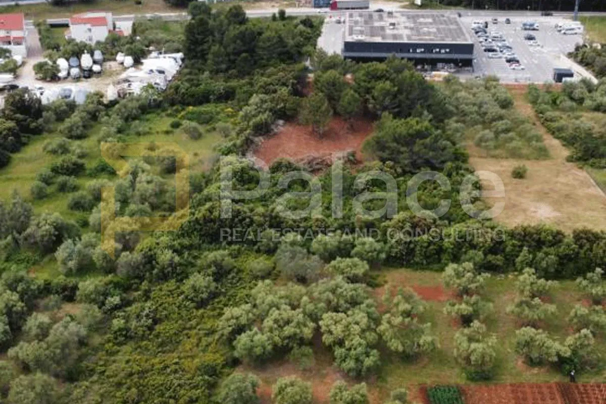 Građevinsko zemljište u blizini mora u Sukošanu – 1096 m² - cover