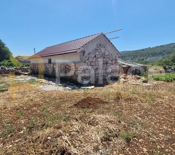 Kamena kuća prizemnica sa velikim zemljištem,  Kruševo kod Primoštena - cover