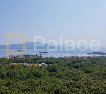 Pelješac - građevinsko zemljište 927 m² s pogledom na more i most - Sreser, Janjina