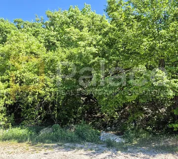 Kostrena – zemljište 2.106 m² na mirnoj lokaciji - cover