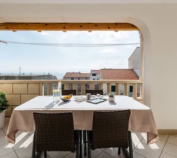 Prekrasna kamena kuća na prodaju, 390 m2 - Bol