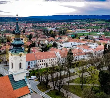 Stambeno-poslovna zgrada — Nova Gradiška