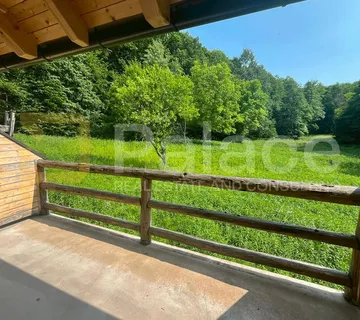 Prilika za investiciju - Drvena kuća s 4 apartmana, Sv. Martin na Muri - cover