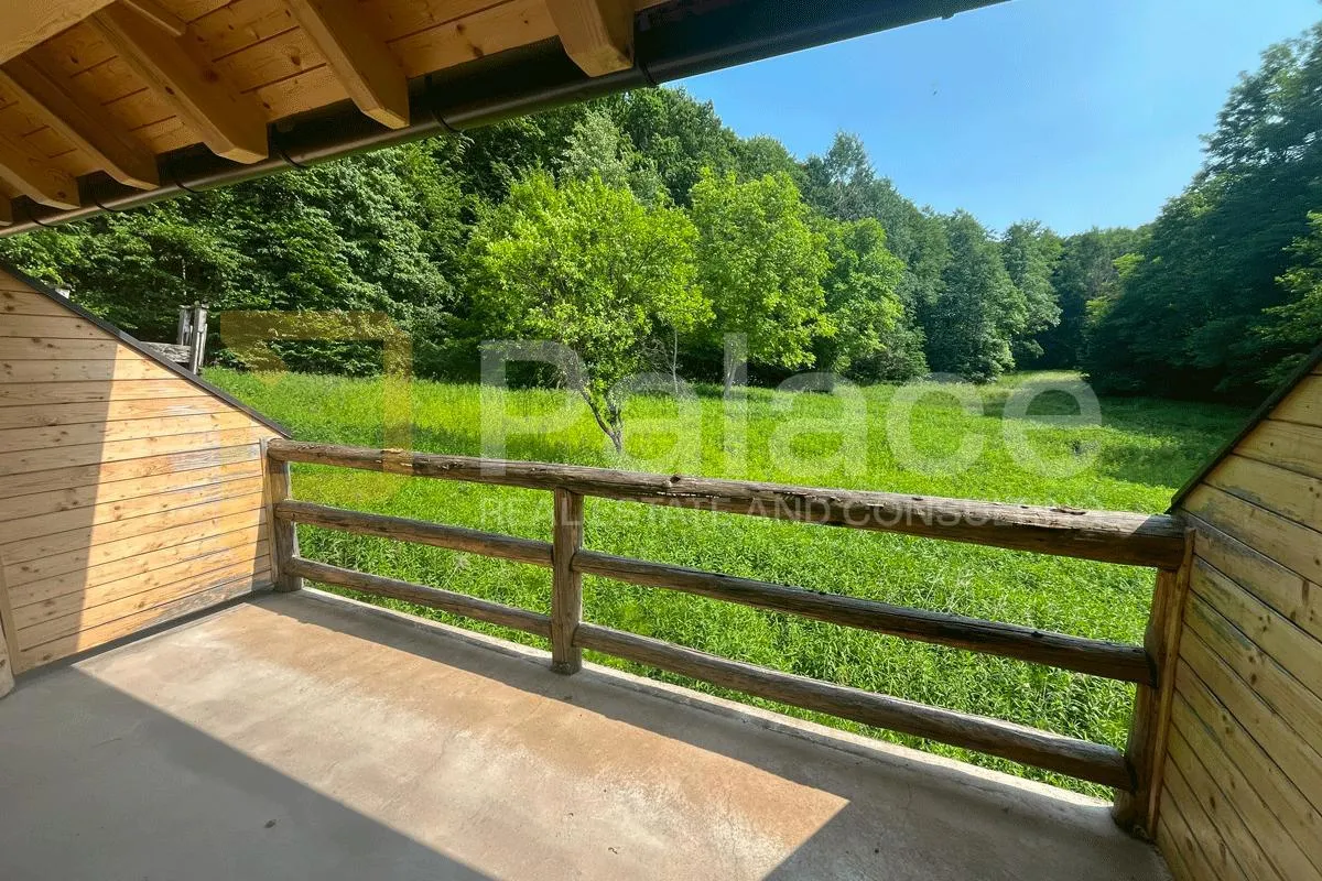 Prilika za investiciju - Drvena kuća s 4 apartmana, Sv. Martin na Muri - cover