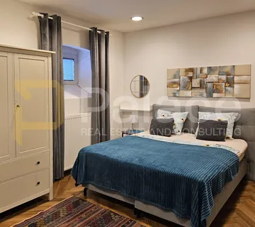 Dva Studio Apartmana na Prodaju u Samom Centru Grada - Medulin