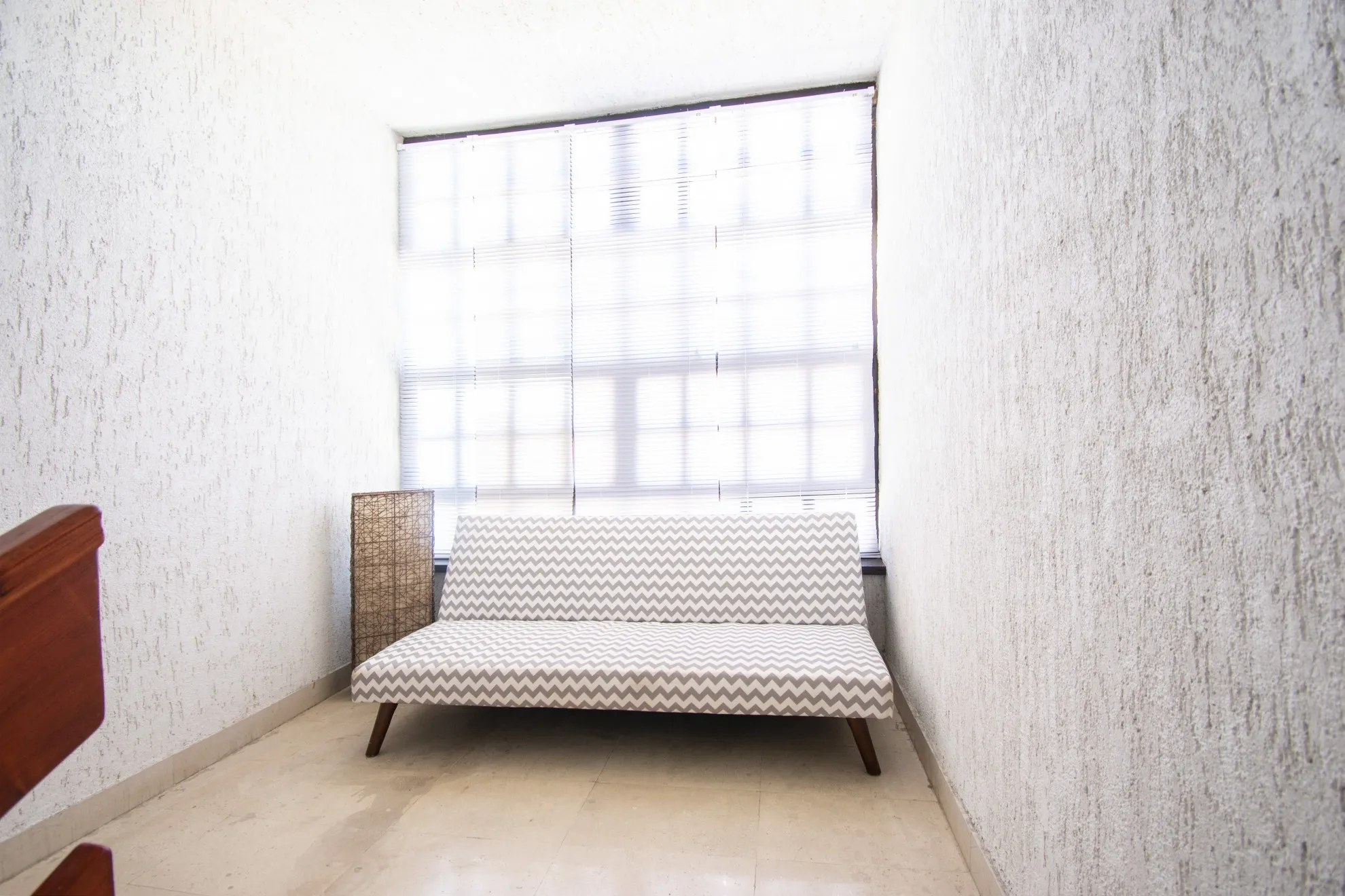 Kuća na zemljištu od 3500 m2, Vodice - cover