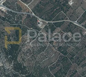 Poljoprivredno zemljište 830 m2 - Dubrava kod Šibenika, Šibenik