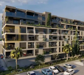 Stan 57 m² na prvom katu na Monvidalu s parkingom i spremištem - Pula