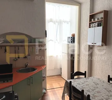 Stan za radnike u centru – vrhunski smještaj na Školjiću, 80m2 - Rijeka