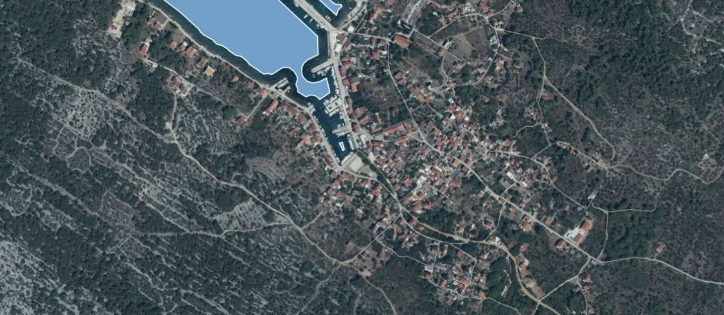 Građevinsko zemljište Zlarin, blizina centra, 3225 m2 - cover