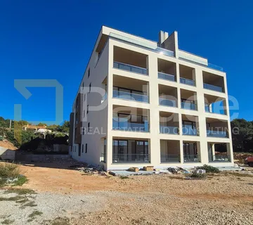 Moderan stan u prizemlju novogradnje s terasom – Veli Vrh - Galižana, Vodnjan