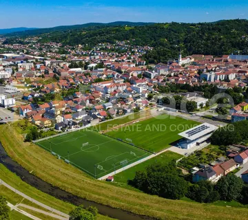 Kompletan poslovni pogon uz prometnu ulicu | Požega