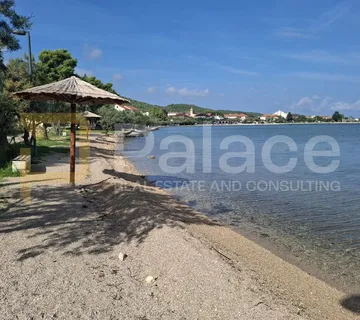 Barotul: Građevinsko zemljište 250 metara od mora - Pašman