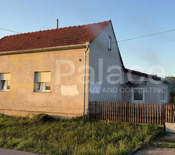 Obiteljska Kuća Ogromnog Potencijala Na Prodaju - Veliki Botinovac, Sokolovac