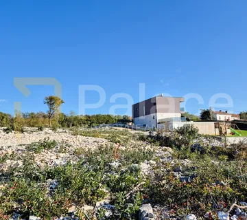 Građevinsko zemljište 808 m2, panoramski pogled, Trget, Istra