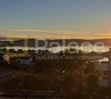 Atraktivno građevinsko zemljište, Marinova Draga, 451 m2 - Trogir