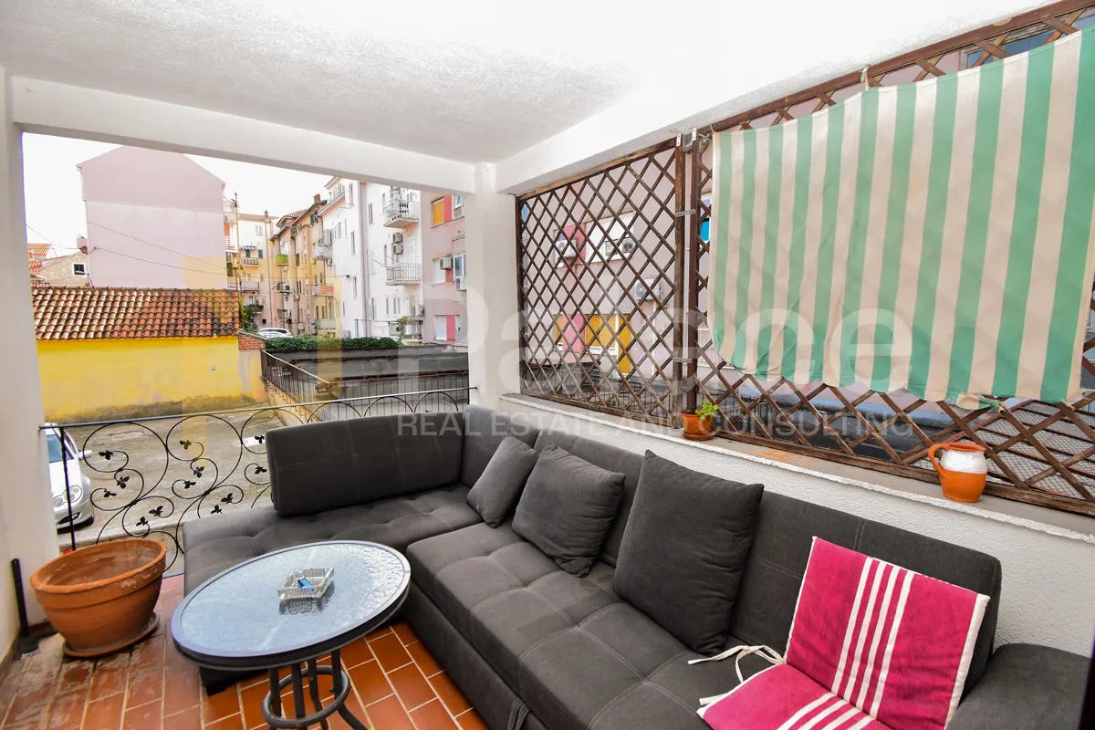 Kuća u mirnom okruženju, Radunica, Split,108 m² - cover