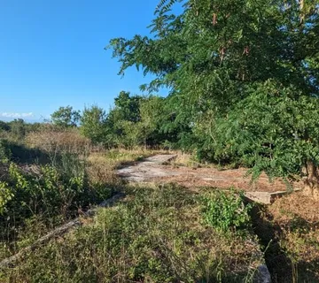 DIKLO : Građevinsko zemljište 552 m2 - cover