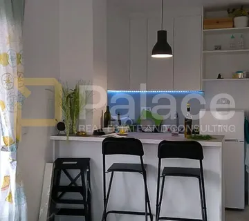 Stan u Senju - parking, terasa i pogled na more, 47,31 m²