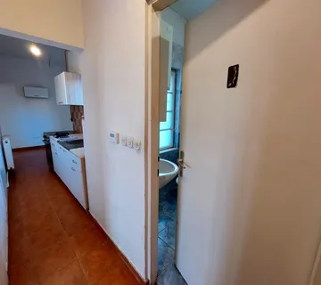 Poslovni ili stambeni prostor u strogom centru Osijeka, 98 m2 - cover
