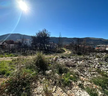 Atraktivno građevinsko zemljište blizu mora, Grebaštica, 700 m2