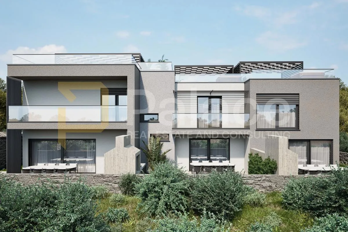 Triplex vila 2 u Vodicama - cover