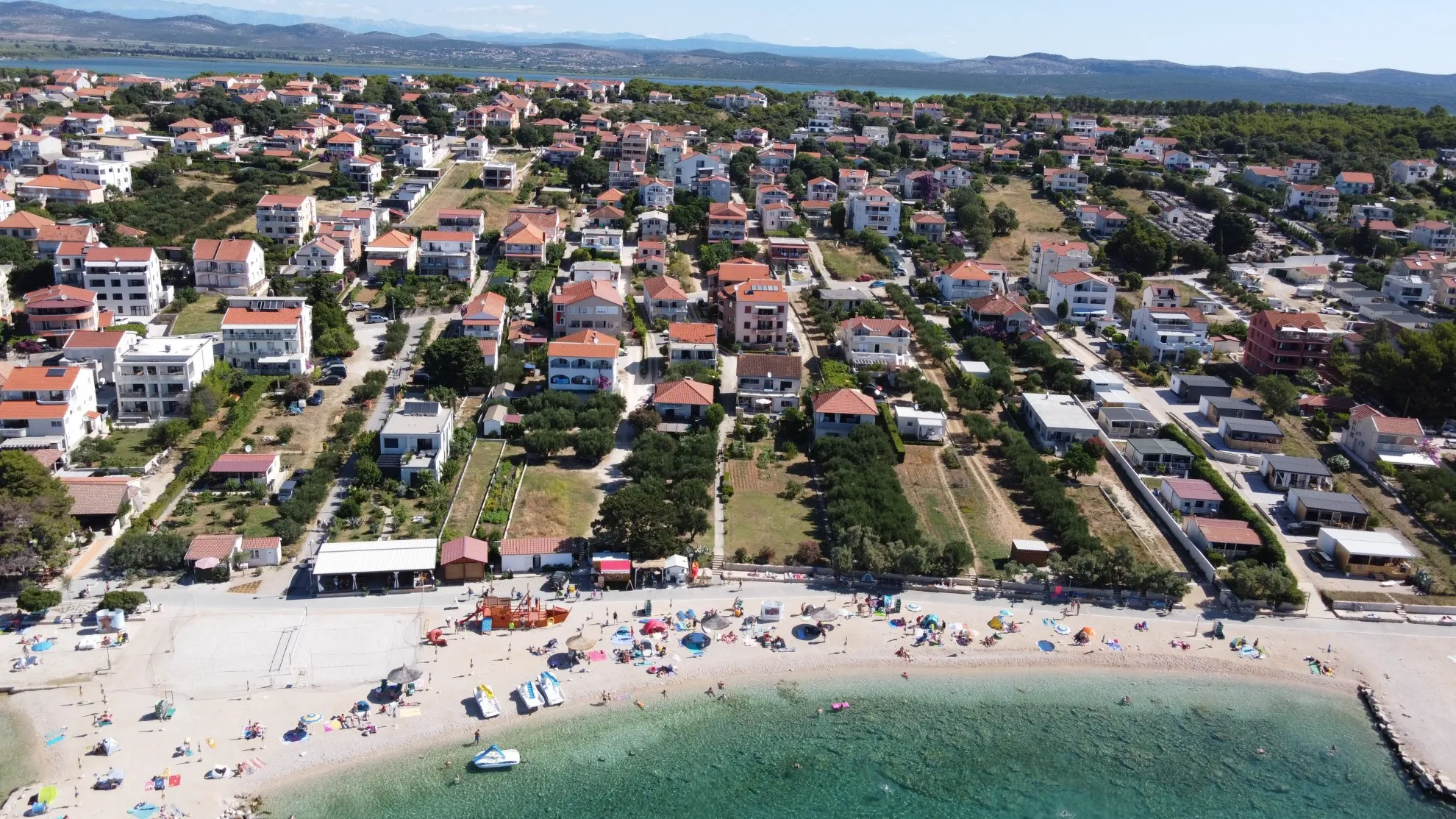 PAKOŠTANE: Stambeno-poslovna nekretnina s restoranom, blizu mora! - cover