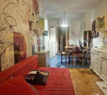 Jednosoban stan na izvrsnoj lokaciji, Ravne Njive, dugoročno - Split