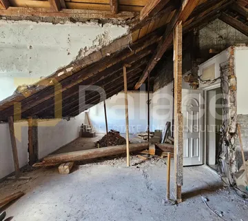 Bol - stan od 47,35m2, blizina grada, investicija - Split