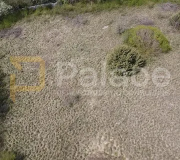 Tri zemljišta u okolici Barbana – 2 građevinska i 1 poljoprivredno - Rojnići, Barban