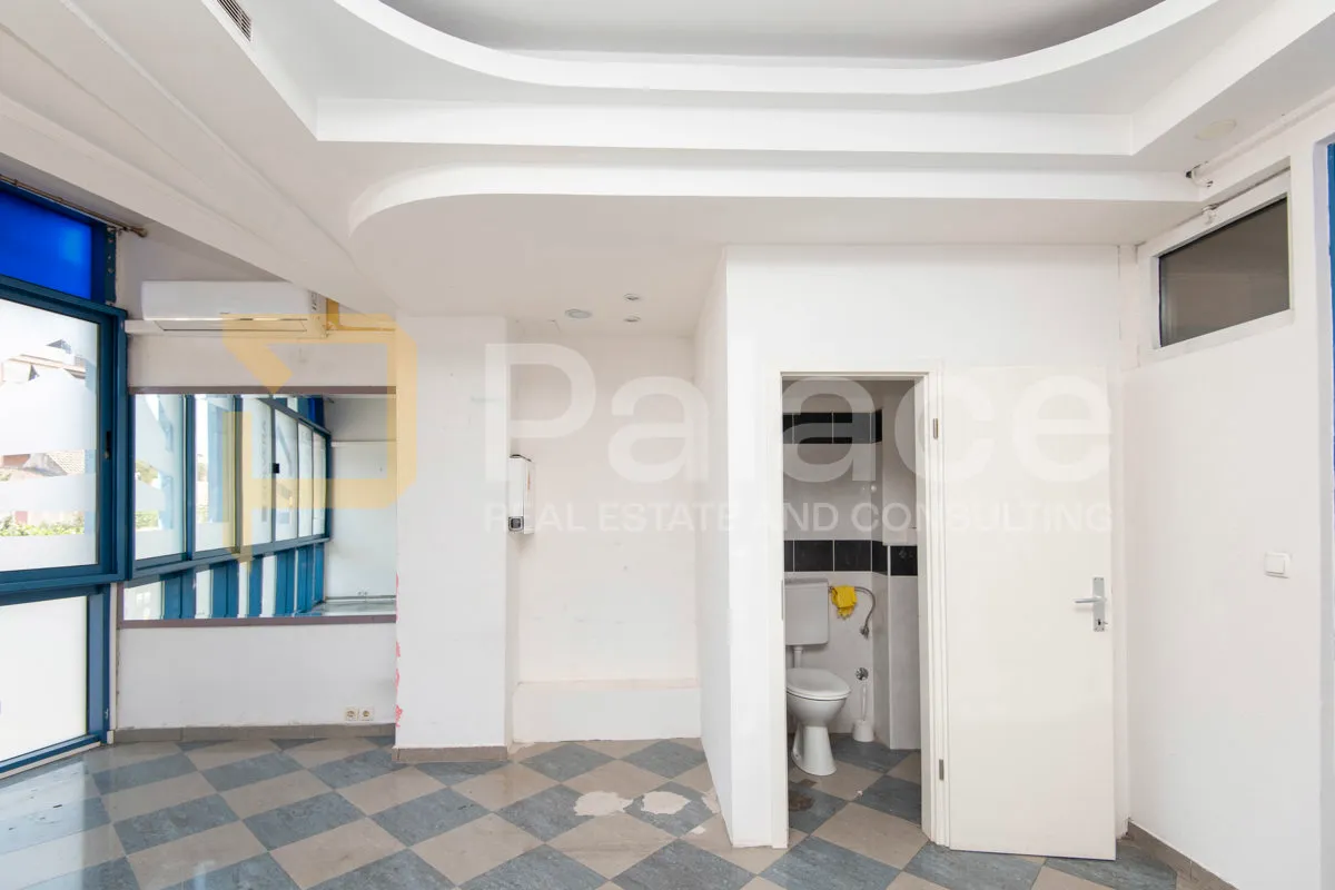 Najam poslovnog prostora 45m2 - Baldekin - cover