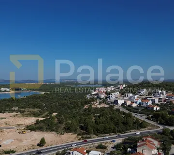 Top lokacija za hotelski projekt-turistička zona blizu mora - Šibenik