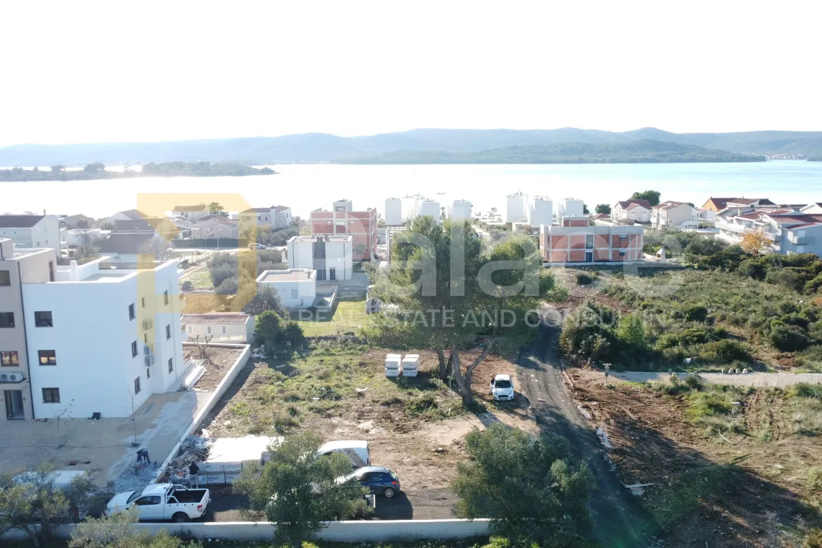 TURANJ : PRILIKA ! Građevinsko zemljište 975 m2 - cover