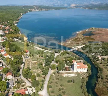 Poljoprivredno zemljište 2706 m2 – Karin Donji - Donji Karin, Benkovac