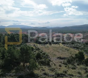 Građevinsko zemljište u Dubravi, 3021 m2 - Dubrava kod Šibenika, Šibenik